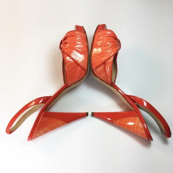 Auth. Oscar de la Renta Coral Patent Leather Peep Toe Heels